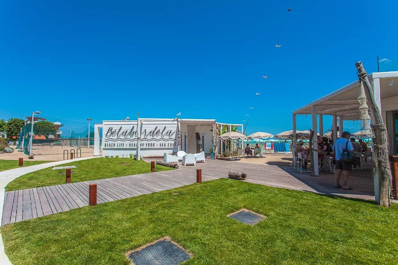 Residenza Aurora Del Mare Aparthotel Rimini Italy