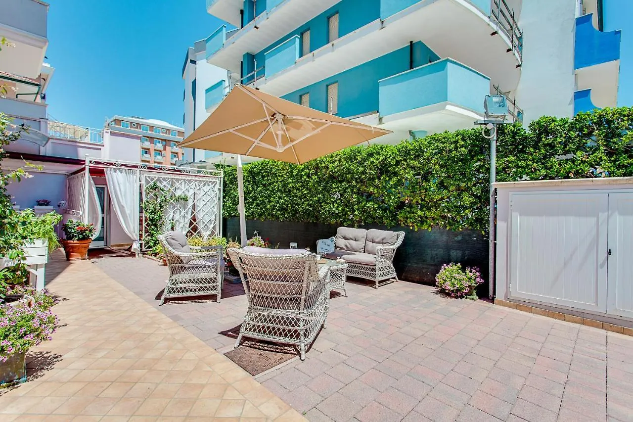 Residenza Aurora Del Mare Aparthotel Rimini